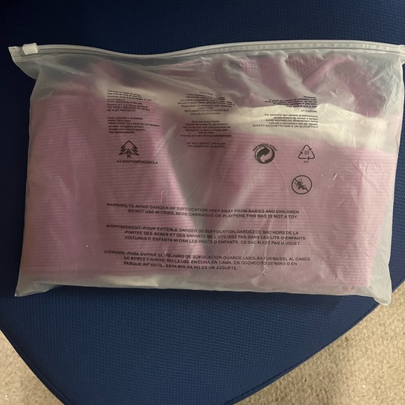 Yoga set brand new in package. - Picture 2 of 5